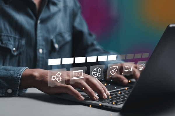 Core_SMG_man_hands_computerpsd