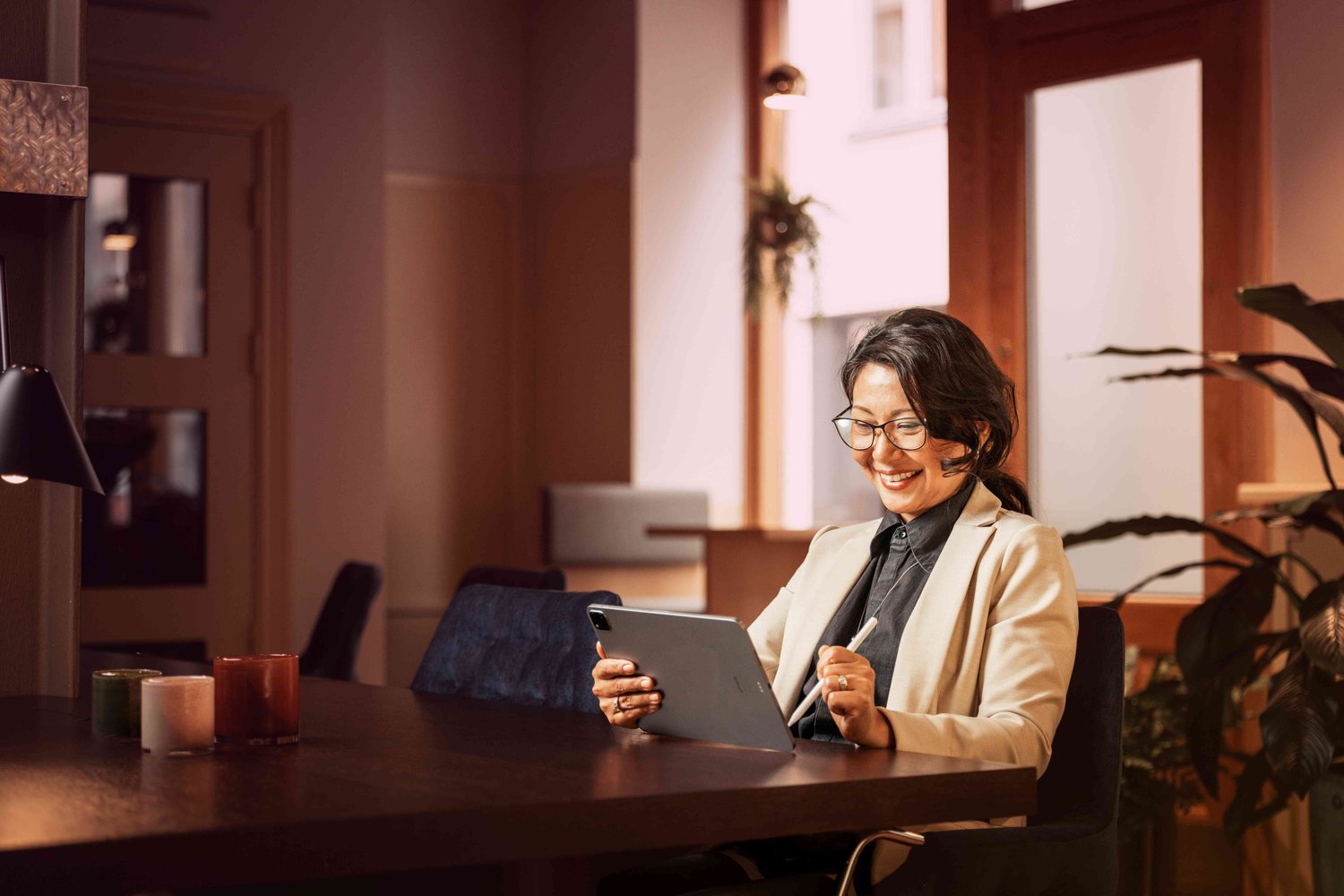 Fixed and mobile Internet_LR_FLIP